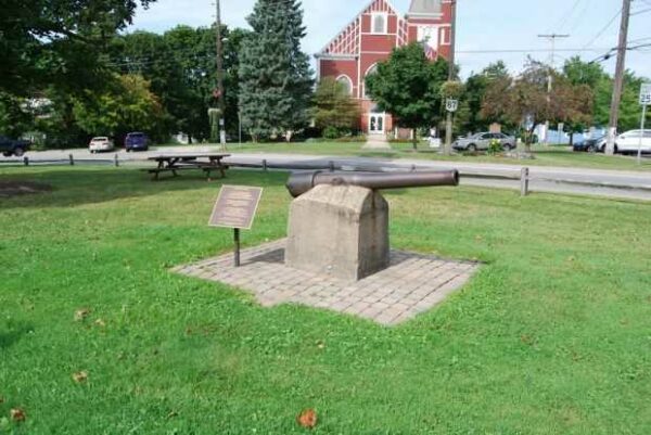 BURTON CIVIL WAR CANNON MEMORIAL