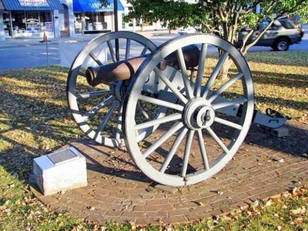 6 PDR FIELD CANNON MODEL 1842 MEMORIAL