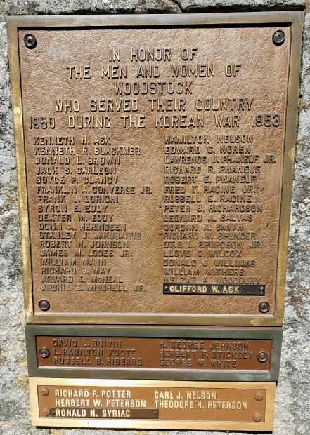 WOODSTOCK KOREAN WAR AND VIETNAM WAR MEMORIAL PLAQUE A