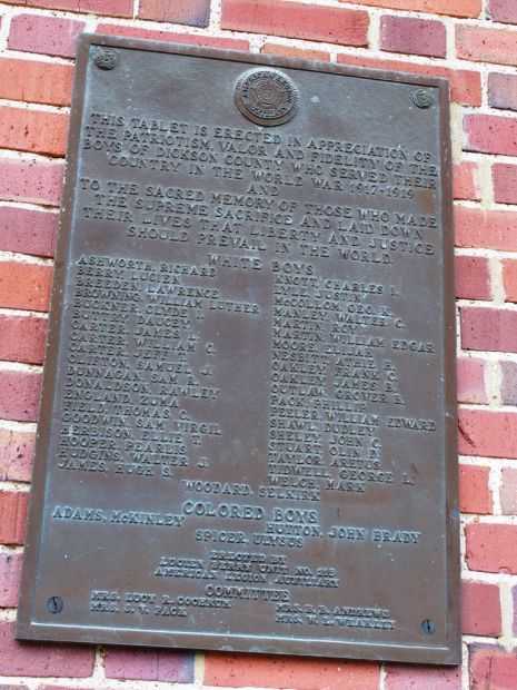 DICKSON COUNTY WORLD WAR 1917-1919 MEMORIAL PLAQUE