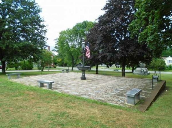 CITY OF CALAIS VETERANS PARK MEMORIAL