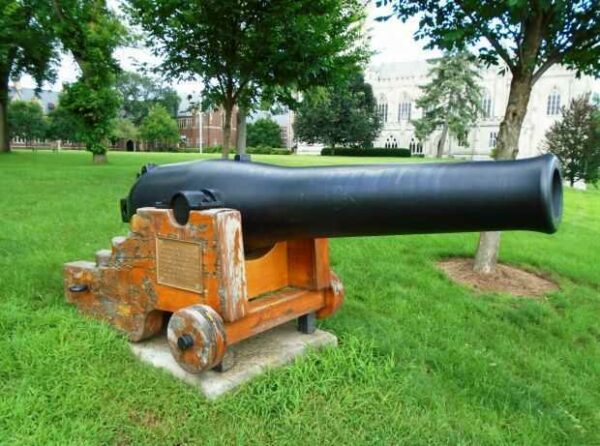TRINITY MEN CIVIL WAR MEMORIAL CANNON