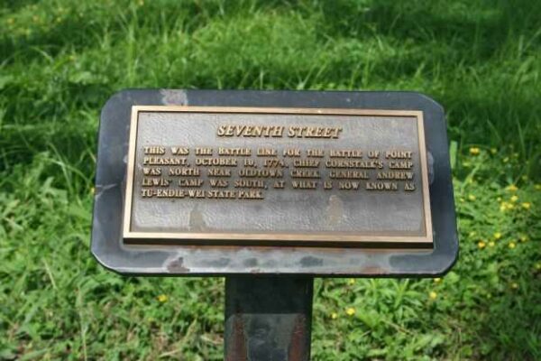 SEVENTH STREET REVOLUTIONARY WAR MEMORIAL PLAQUE