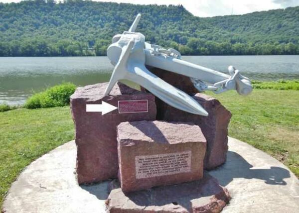 USCGC WINONA WAR MEMORIAL ANCHOR