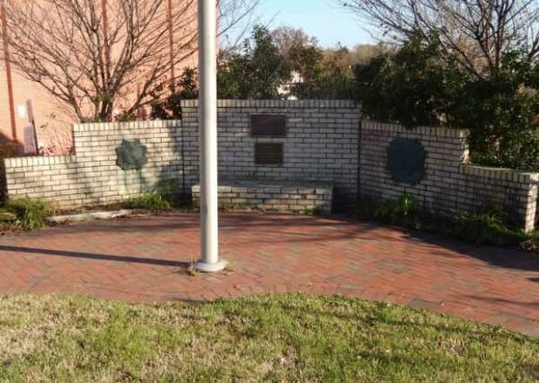 PARKVILLE V.F.W. POST #9083 SUPREME SACRIFICE MEMORIAL