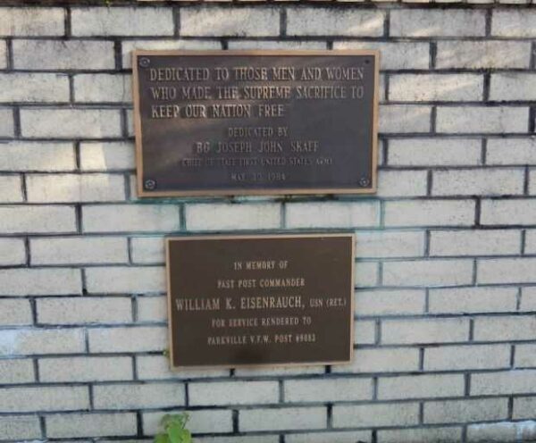 PARKVILLE V.F.W. POST #9083 SUPREME SACRIFICE MEMORIAL PLAQUES