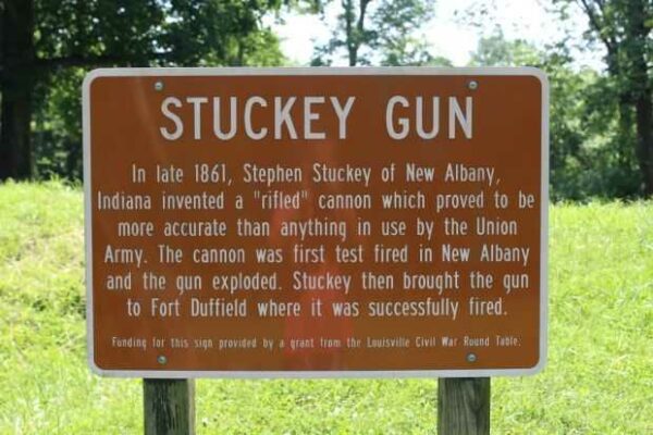 STUCKY GUN WAR MEMORIAL PLAQUE