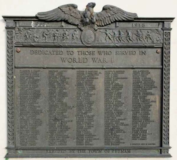 TOWN OF PUTNAM WORLD WAR MEMORIAL BRIDGE PLAQUE A