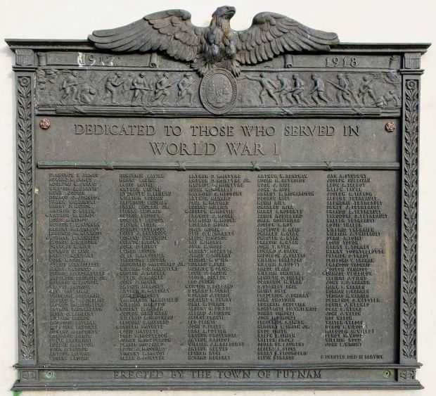 TOWN OF PUTNAM WORLD WAR MEMORIAL BRIDGE PLAQUE A