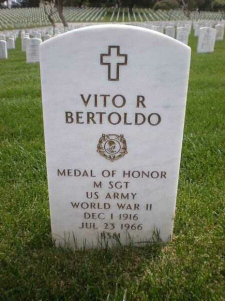 VITO R BERTOLDO MEDAL OF HONOR WAR MEMORIAL GRAVE STONE