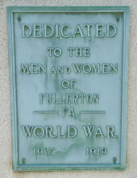 FULLERTON WORLD WAR MEMORIAL PLAQUE