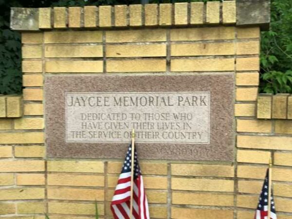 JAYCEE MEMORIAL PARK DEDICATION STONE