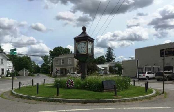 COPAKE WAR MEMORIAL CLOCK