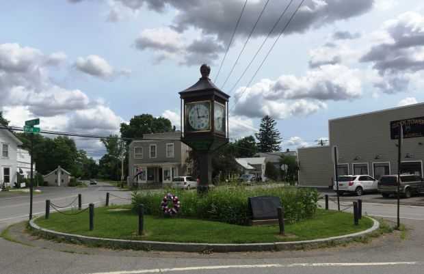 COPAKE WAR MEMORIAL CLOCK