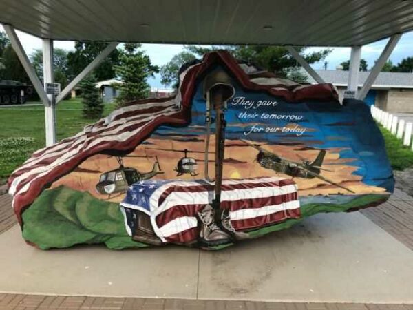 MONONA COUNTY’S FREEDOM ROCK VETERANS MEMORIAL SIDE A