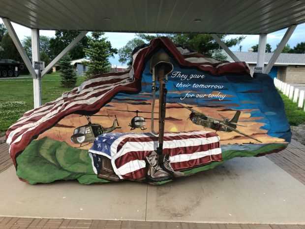 MONONA COUNTY’S FREEDOM ROCK VETERANS MEMORIAL SIDE A