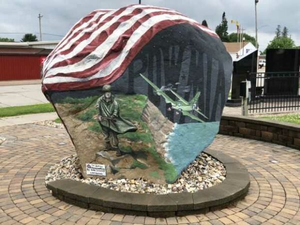 THE ACKLEY FREEDOM ROCK VETERANS MEMORIAL SIDE C