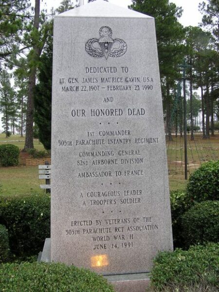 505TH PARACHUTE RCT WAR MEMORIAL SIDE A