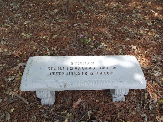 WILDWOOD GARDEN CLUB WORLD WAR II MEMORIAL PINE TREES BENCH D