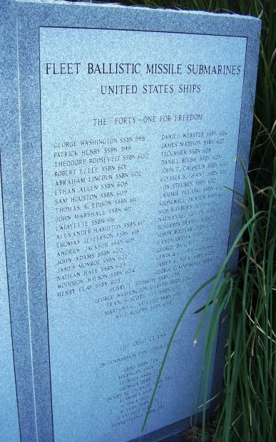 COLD WAR SUBMARINE MEMORIAL STONE D