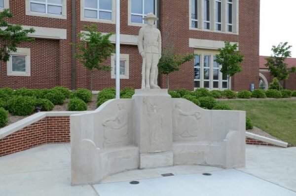 HENDRIX COLLEGE VETERANS’ MEMORIAL STATUE OF WORLD WAR I RESTORED