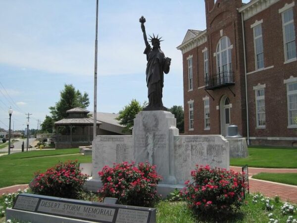 PARAGOULD WAR MEMORIAL