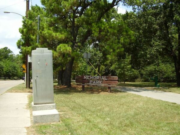 HOUSTON MEMORIAL PARK