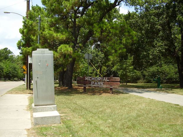 HOUSTON MEMORIAL PARK