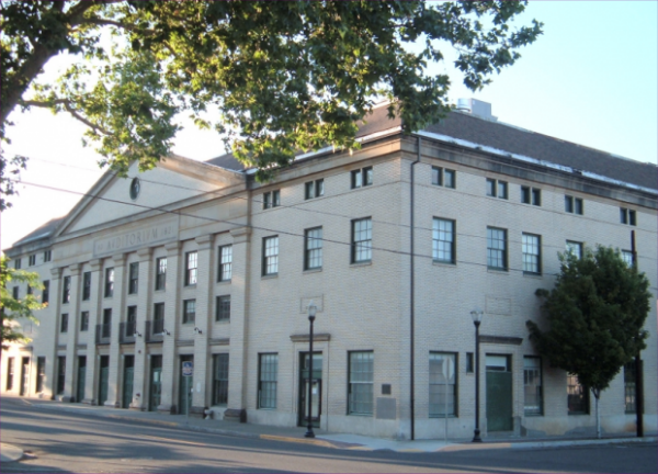 THE DALLES CIVIC AUDITORIUM WAR MEMORIAL