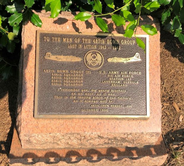 487TH BOMB GROUP (H) WAR MEMORIAL PLAQUE