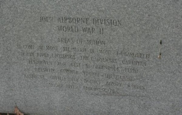 101ST AIRBORNE DIVISION WAR MEMORIAL STONE C