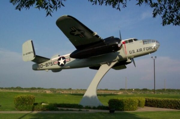 TB-25N MITCHELL WAR MEMORIAL AIRCRAFT