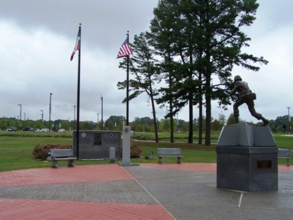 CAMP FANNIN, TEXAS WAR MEMORIAL