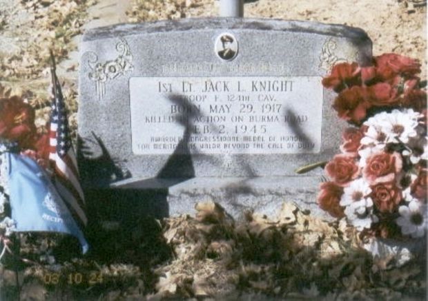 1ST LT. JACK L. KNIGHT MEDAL OF HONOR WAR MEMORIAL GRAVESTONE