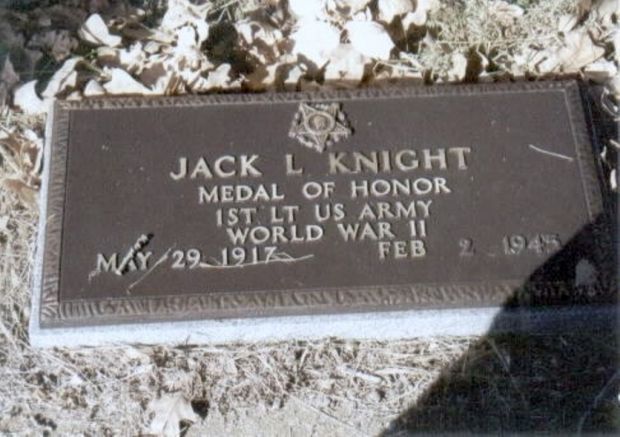 JACK L KNIGHT MEDAL OF HONOR WAR MEMORIAL GRAVESTONE