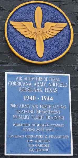 CORSICANA ARMY AIRFIELD WAR MEMORIAL MURAL PLAQUE