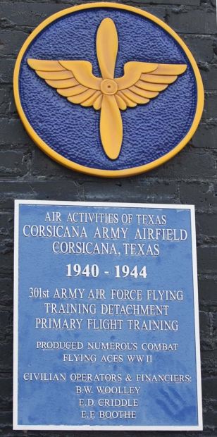 CORSICANA ARMY AIRFIELD WAR MEMORIAL MURAL PLAQUE