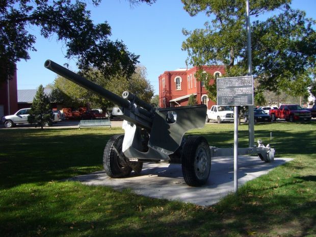 105 HOWITZER WAR MEMORIAL