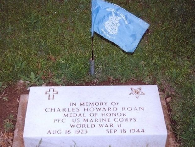CHARLES HOWARD ROAN MEDAL OF HONOR WAR MEMORIAL GRAVESTONE