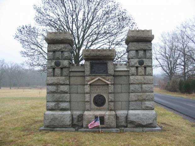 15TH AND 50TH NEW YORK ENGINEERS WAR MEMORIAL