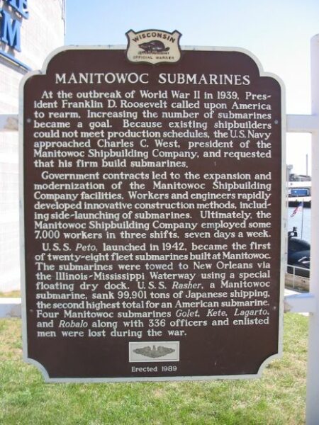 MANITOWOC SUBMARINES WAR MEMORIAL MARKER