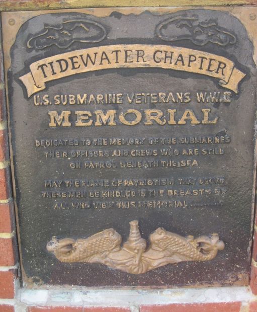 TIDEWATER CHAPTER U.S. SUBMARINE VETERANS WW II MEMORIAL PLAQUE A