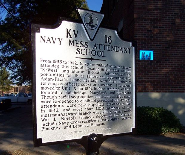 NAVY MESS ATTENDANT SCHOOL MEMORIAL MARKER