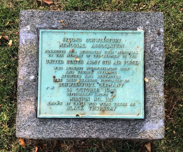 UNITED STATES ARMY 8TH AIR FORCE MEMORIAL PLAQUE