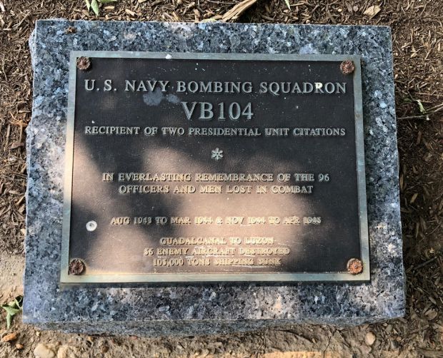 U.S. NAVY BOMBING SQUADRON VB104 MEMORIAL PLAQUE