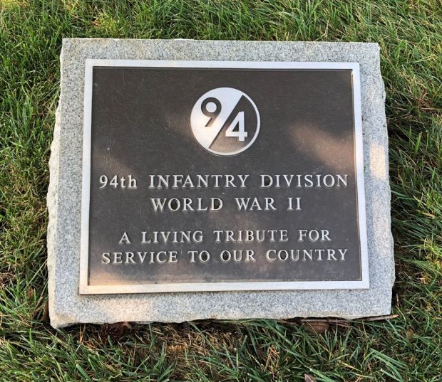 94TH INFANTRY DIVISION WORLD WAR II MEMORIAL PLAQUE