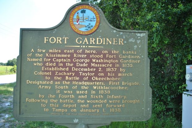FORT GARDINER WAR MEMORIAL MARKER