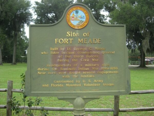 SITE OF FORT MEADE WAR MEMORIAL MARKER