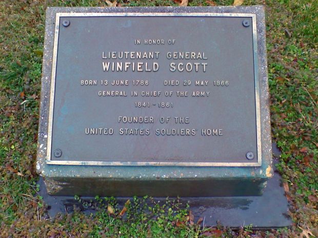 LIEUTENANT GENERAL WINFIELD SCOTT WAR MEMORIAL PLAQUE