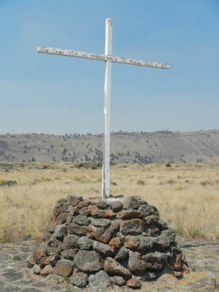 CANBY’S CROSS WAR MEMORIAL